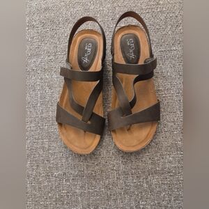 Sofft, EuroSoft, Brown Strap Sandal, Flats, 7M  Womens, Brown
